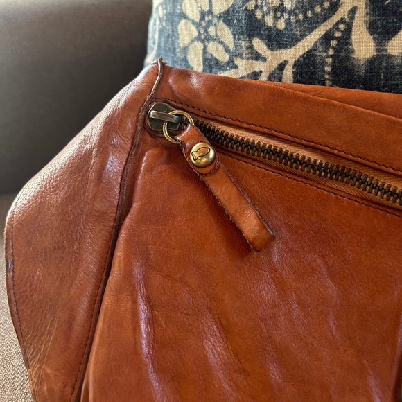 Campomaggi Over the Shoulder Fanny Pack - Picture 1 of 6